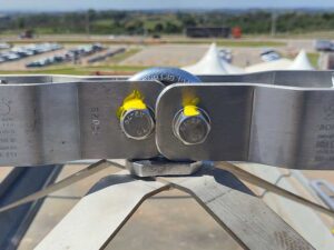 Linha-de-Vida-Flexível-para-Telhado---Interface-Zipada​3