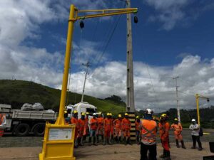 Linha-de-Vida-Móvel-para-Caminhões---Pórtico-Móvel-tipo-Contra-Peso