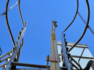 Linha-de-Vida-Vertical-para-Escadas-tipo-Marinheiro---Kit-Up-Vert​-04